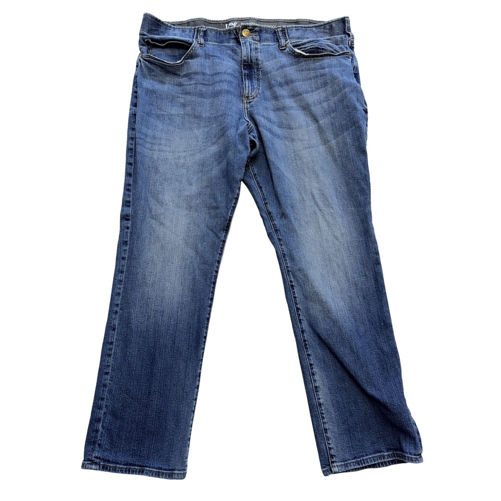 Lee Extreme Motion Straight Taper Jeans Mens 44x30 Blue Wash Stretch Denim